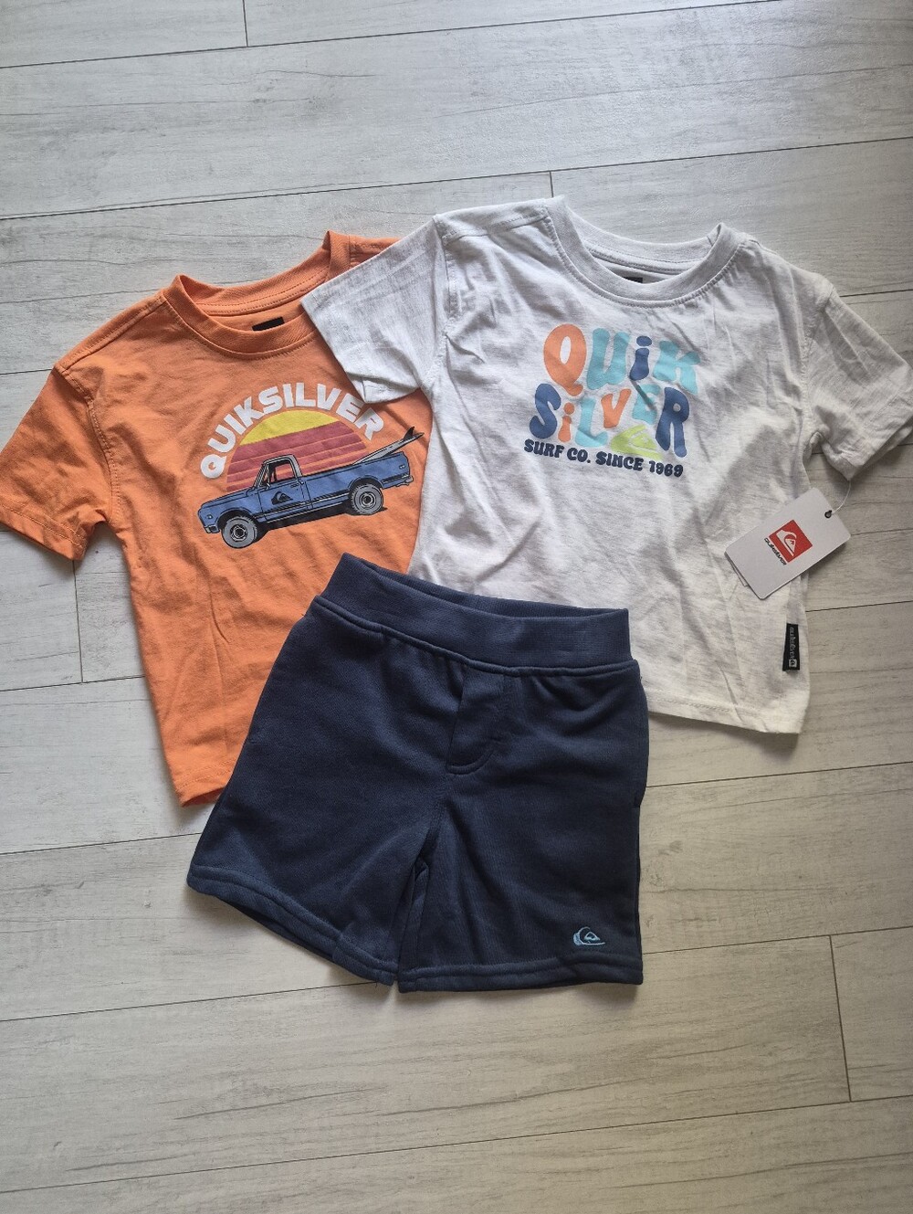 QUIKSILVER NEW Boys Surf Co Short Sleeve T-Shirts & French Terry Shorts
